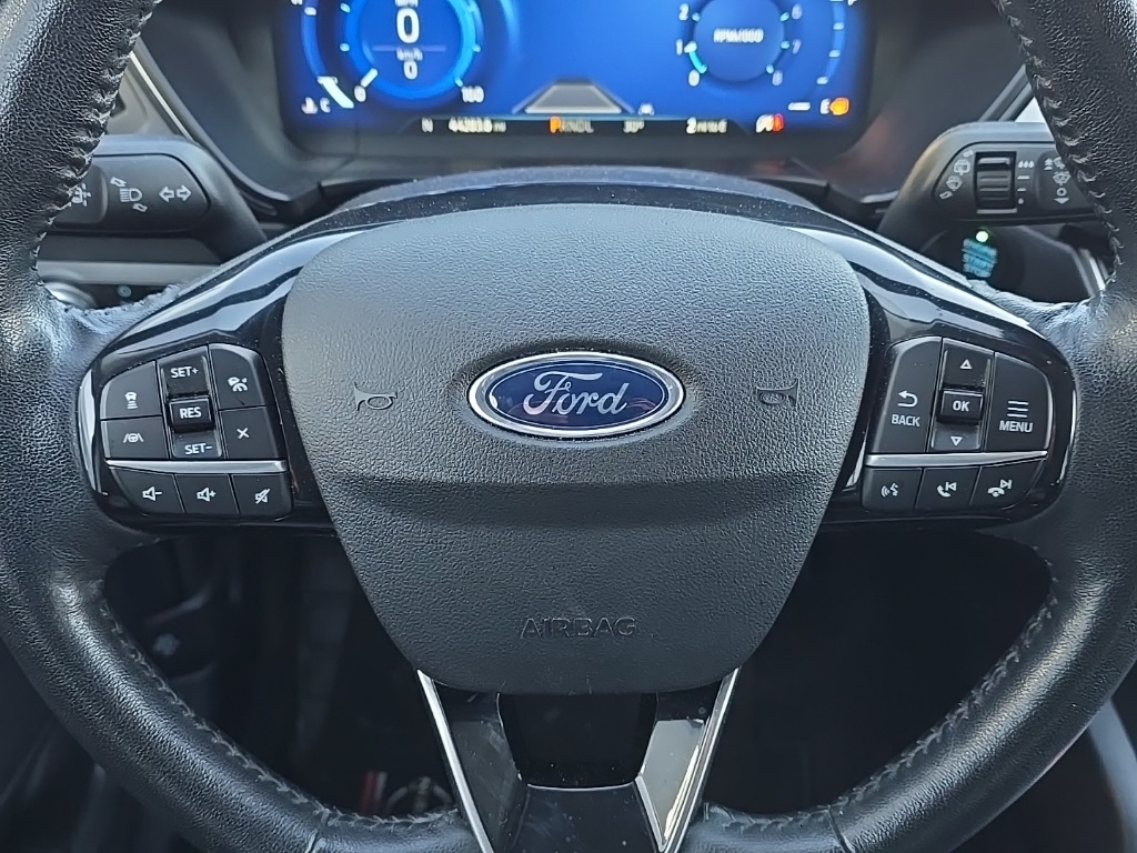2021 Ford Escape Titanium photo 11