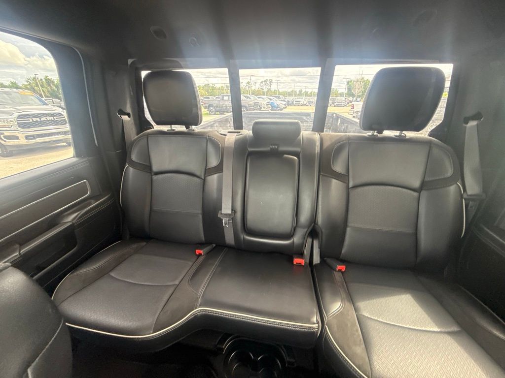 2020 Ram 3500 Laramie photo 21