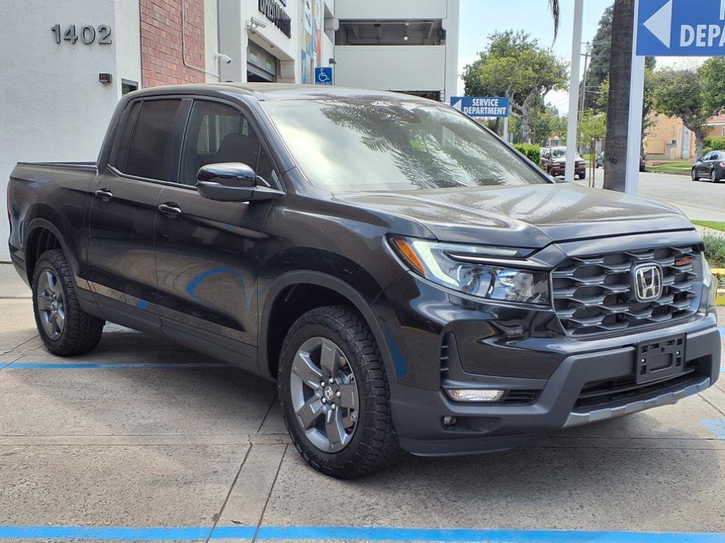 2024 Honda Ridgeline TrailSport photo 3