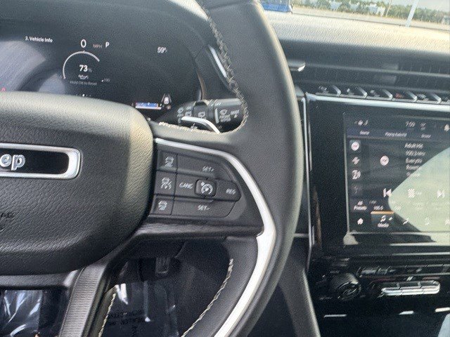 2024 Jeep Grand Cherokee Altitude photo 14