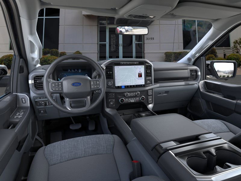 2024 Ford F-150 XLT photo 8
