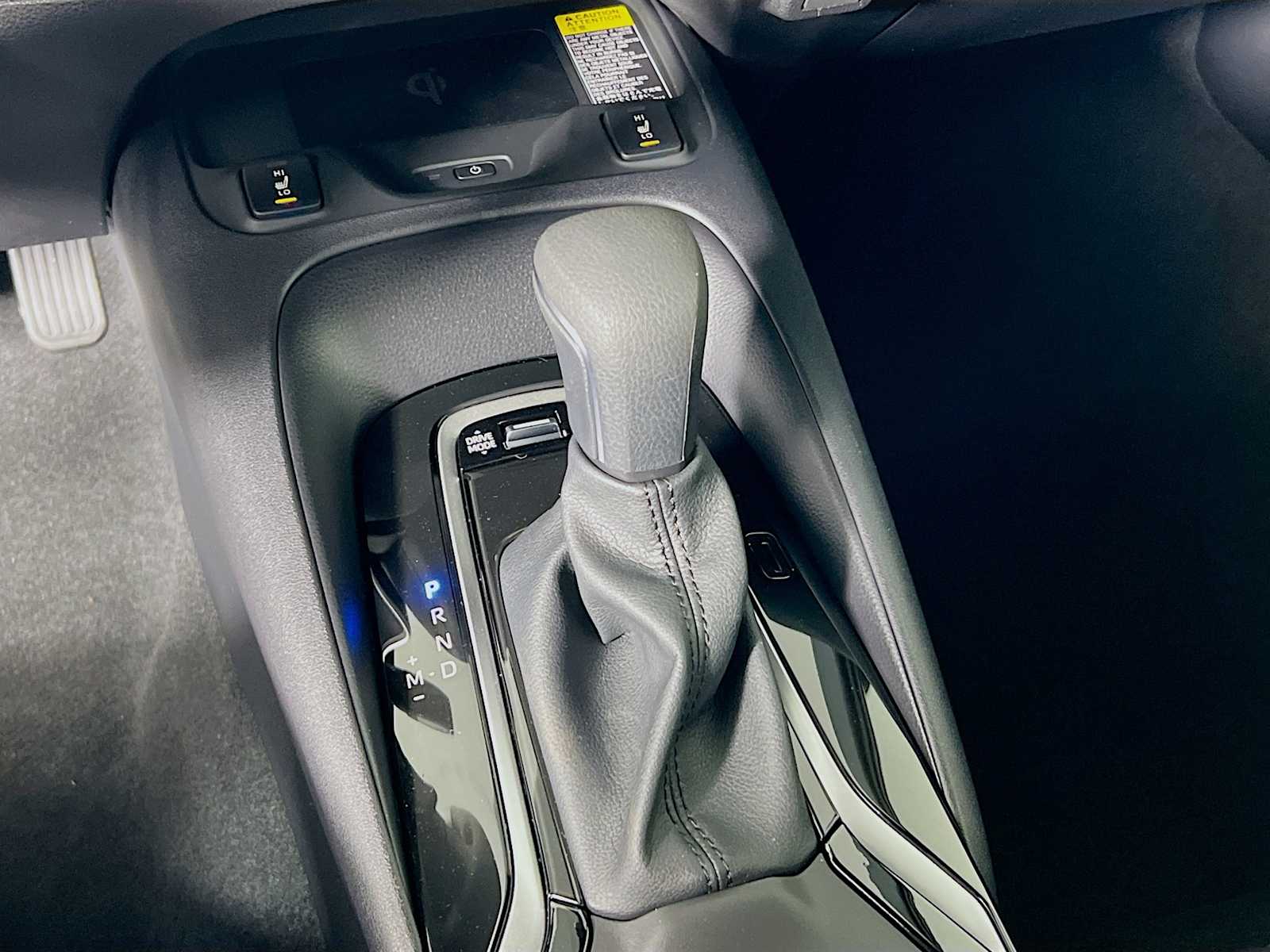 2025 Toyota Corolla XSE photo 10