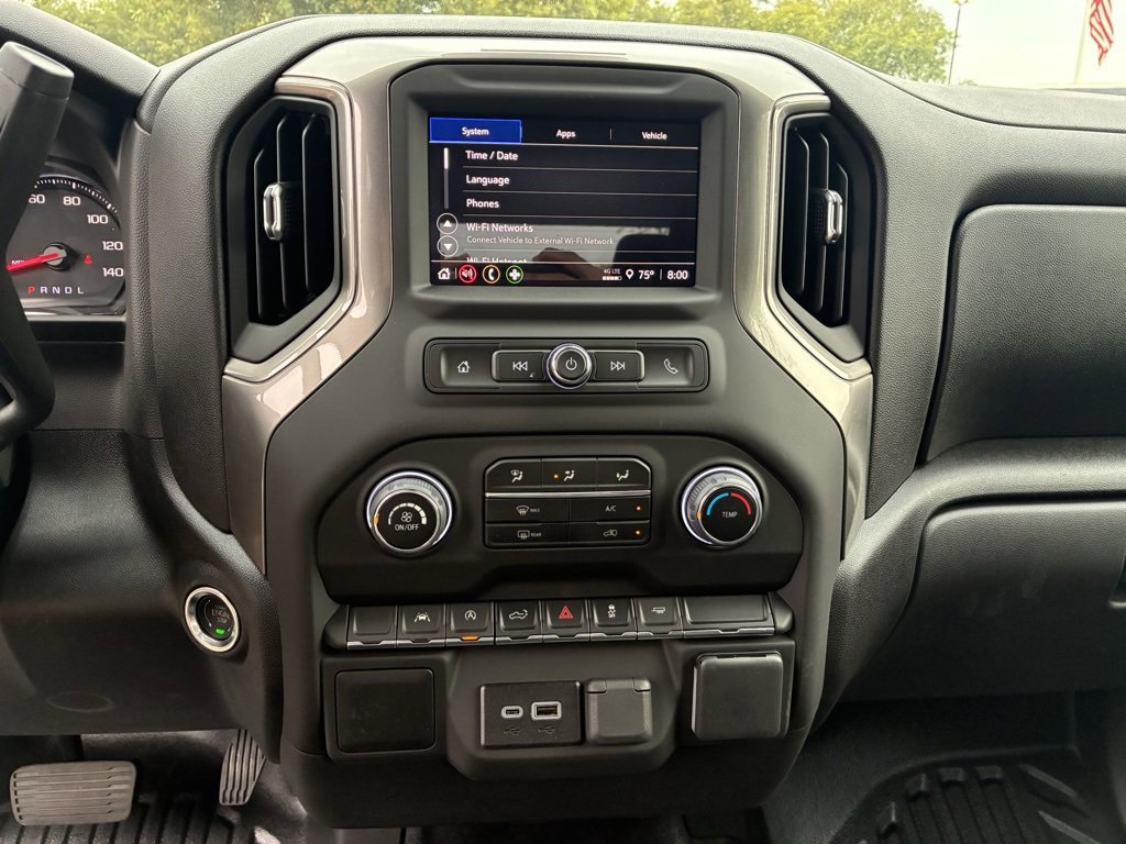 2026 Chevrolet Silverado 1500 photo 11