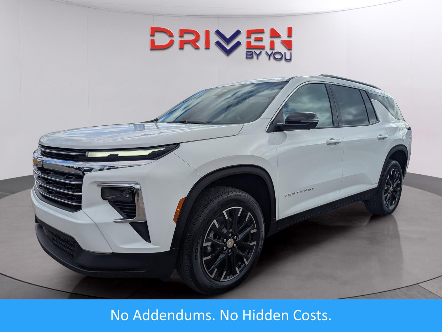 2026 Chevrolet Traverse LT's photo