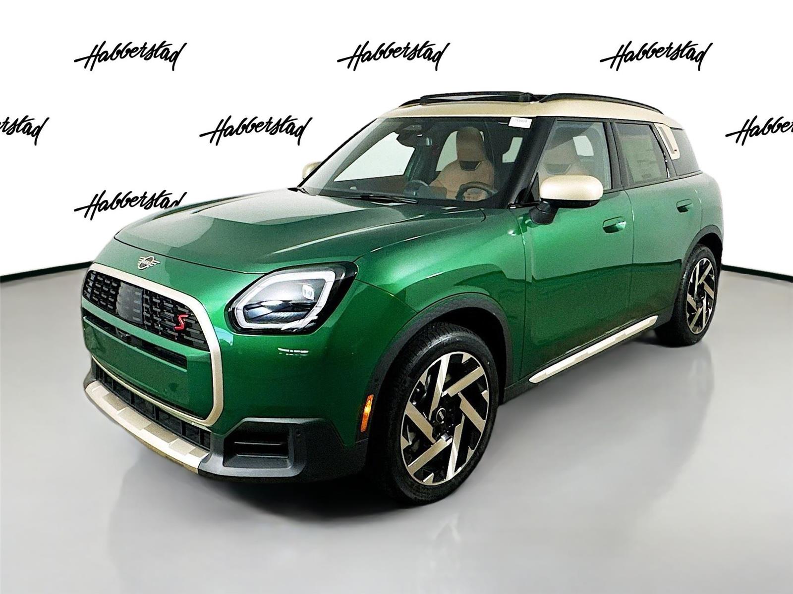 2025 MINI Countryman S's photo