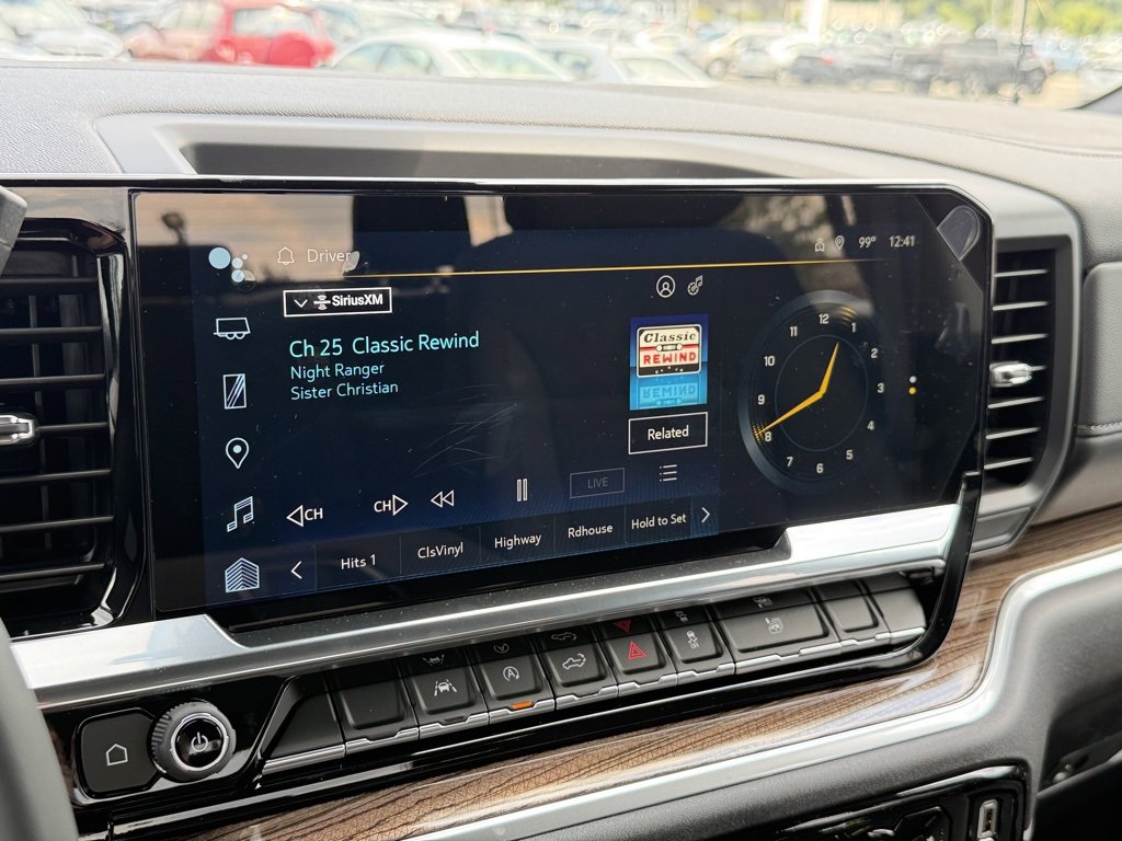 2025 Chevrolet Silverado 1500 LT photo 19