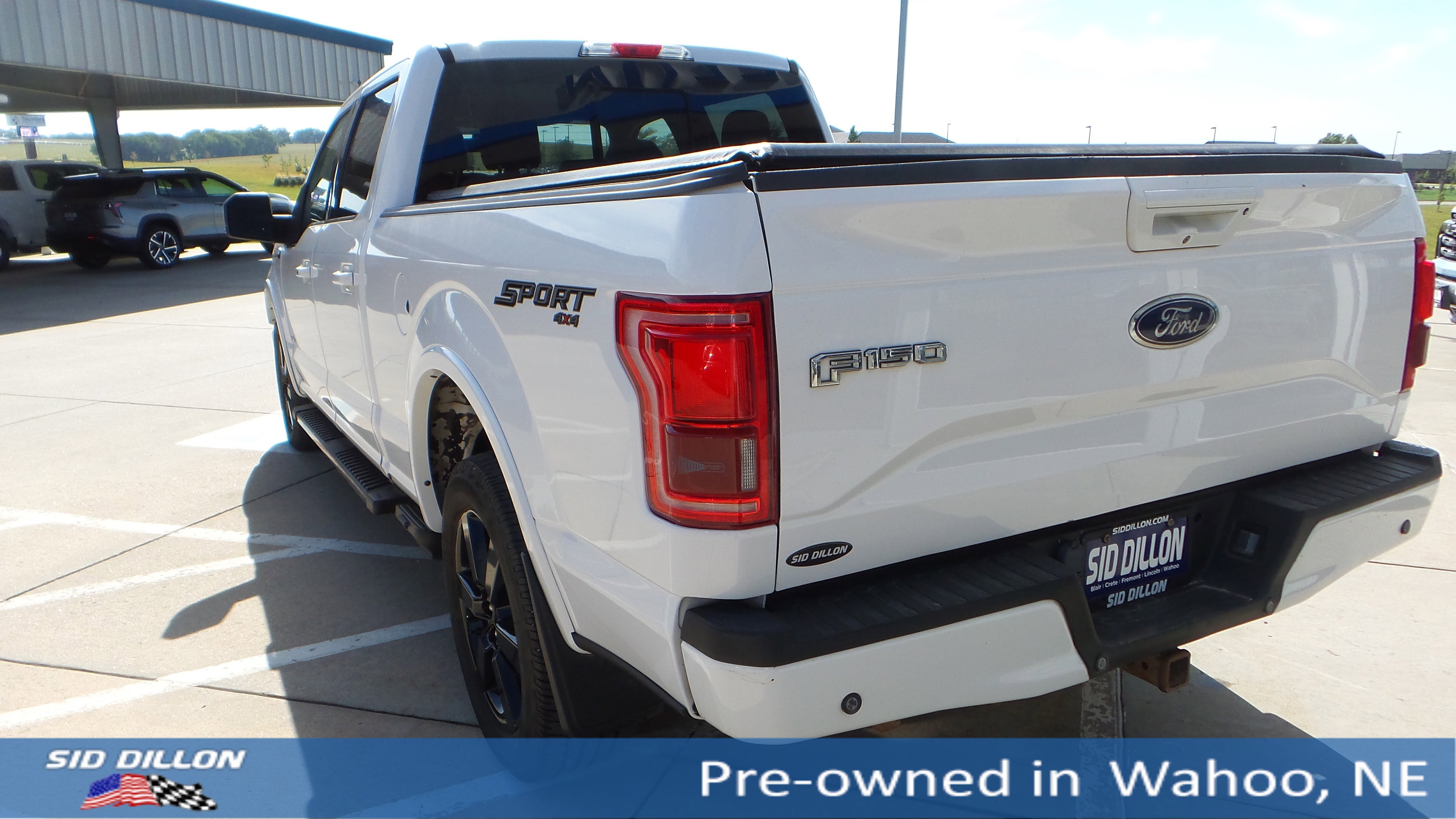 2016 Ford F-150 Lariat photo 3
