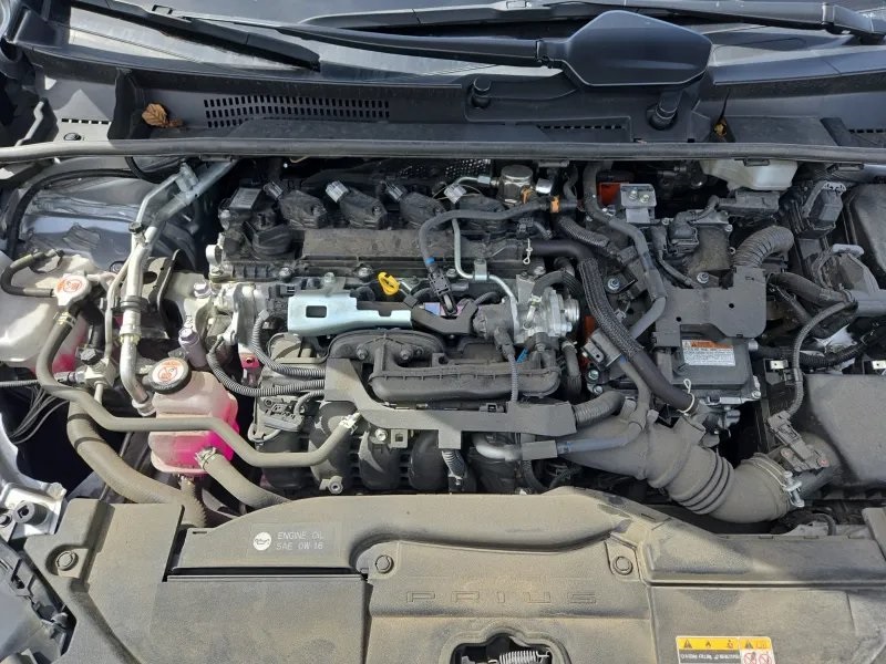 2024 Toyota Prius Limited photo 16