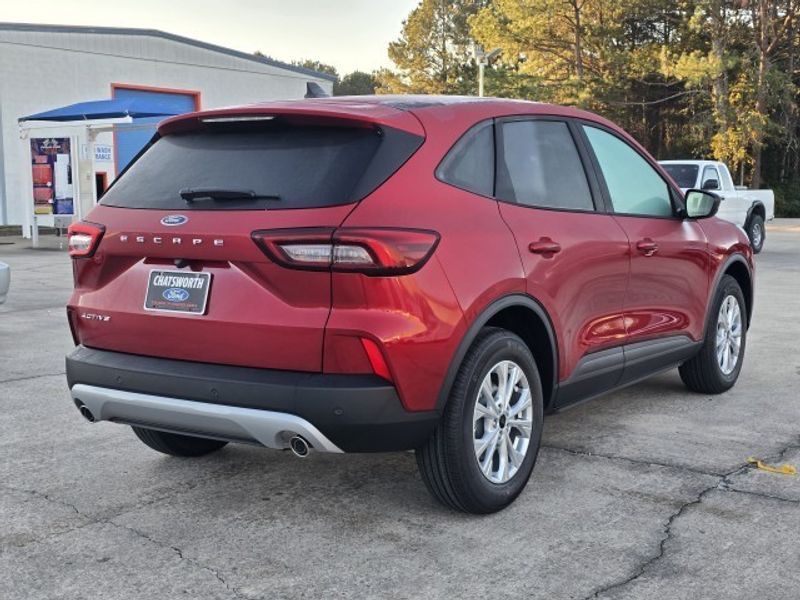2025 Ford Escape Active photo 3