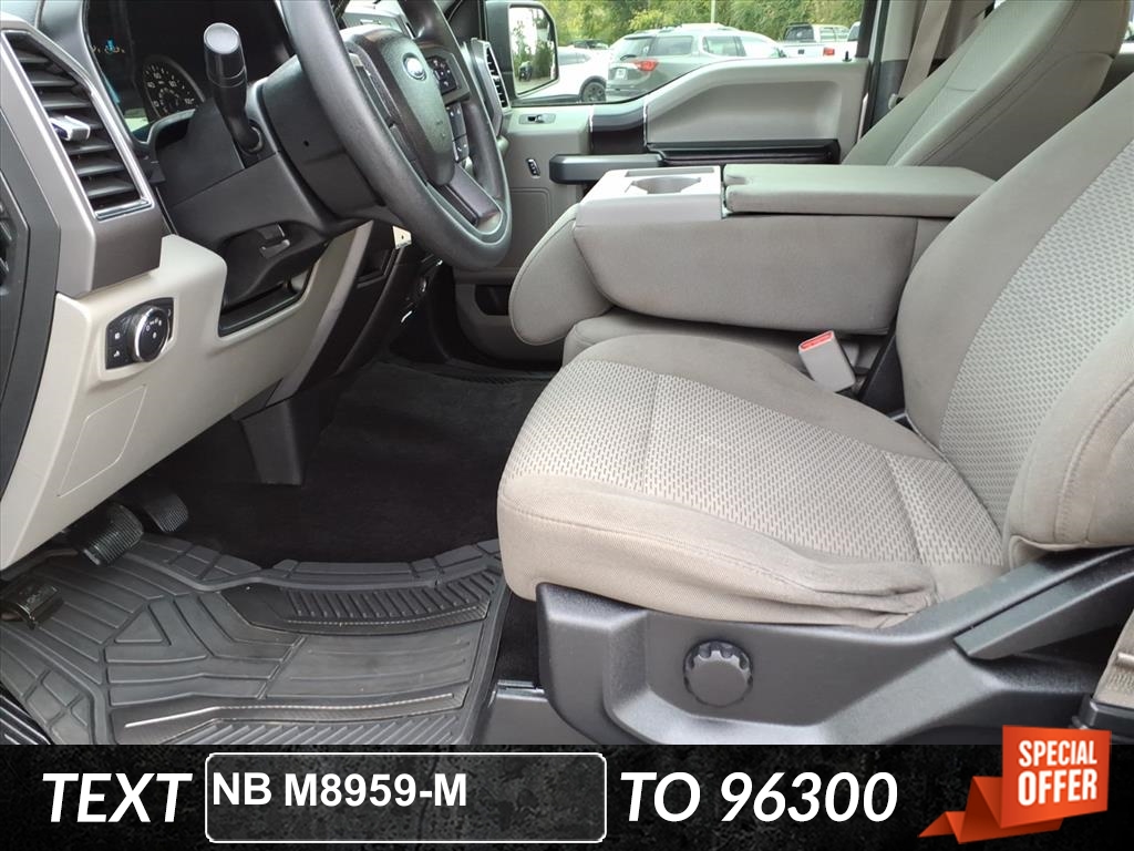 2017 Ford F-150 XLT photo 10
