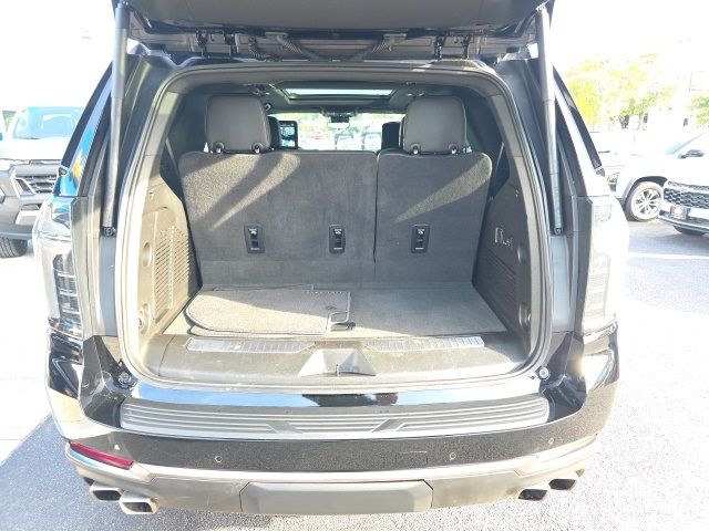 2025 Chevrolet Tahoe High Country photo 31