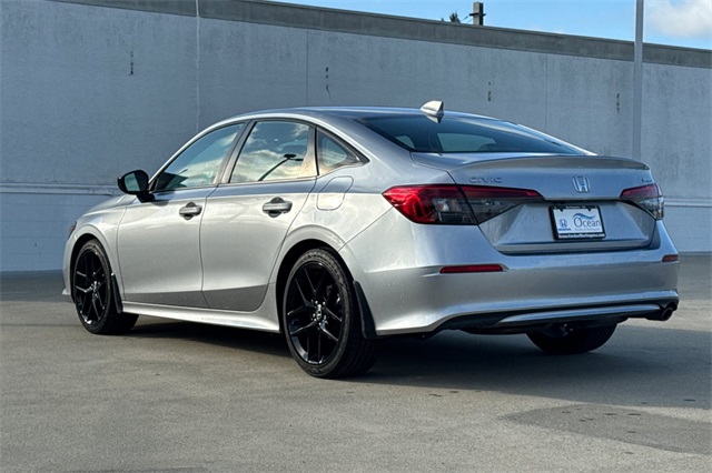 2023 Honda Civic Sport photo 4