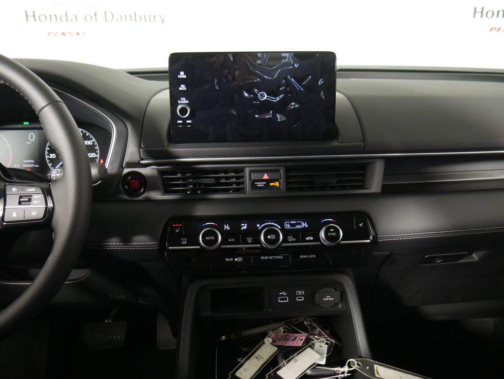 2025 Honda Pilot Touring photo 13