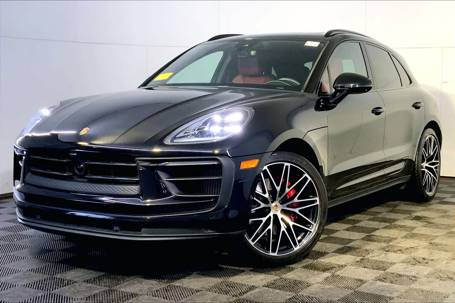 2023 Porsche Macan S's photo