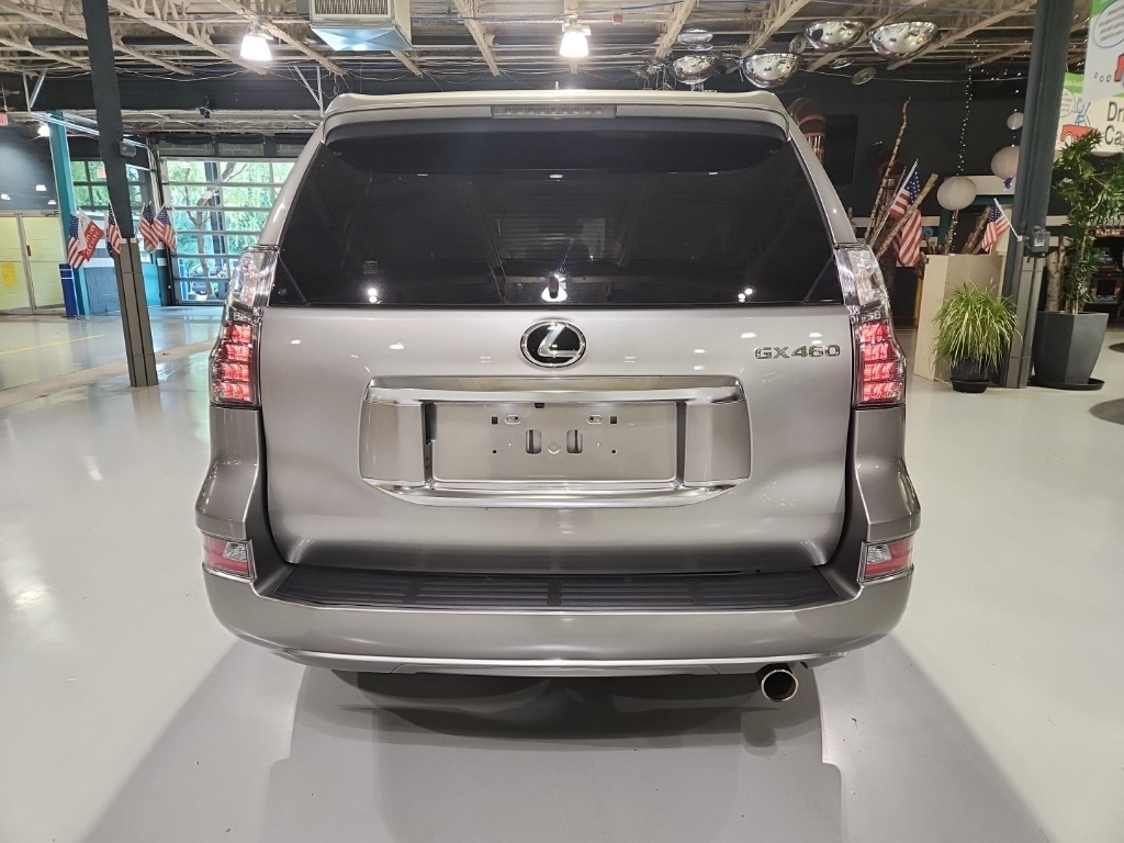 2020 Lexus GX 460 photo 6