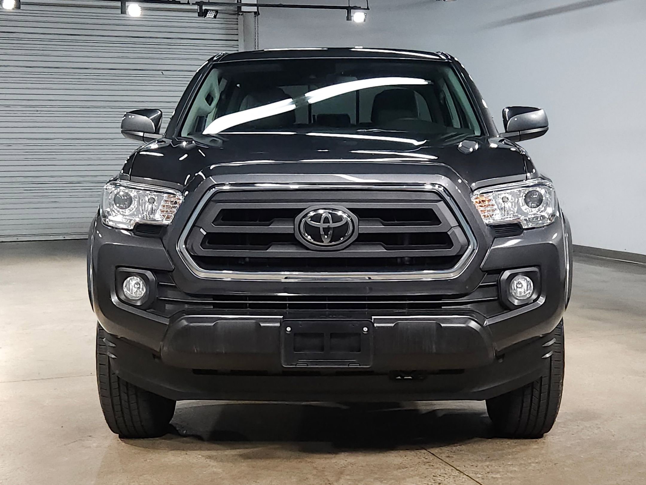 Used 2023 Toyota Tacoma SR5 with VIN 3TYAZ5CN6PT034602 for sale in Little Rock