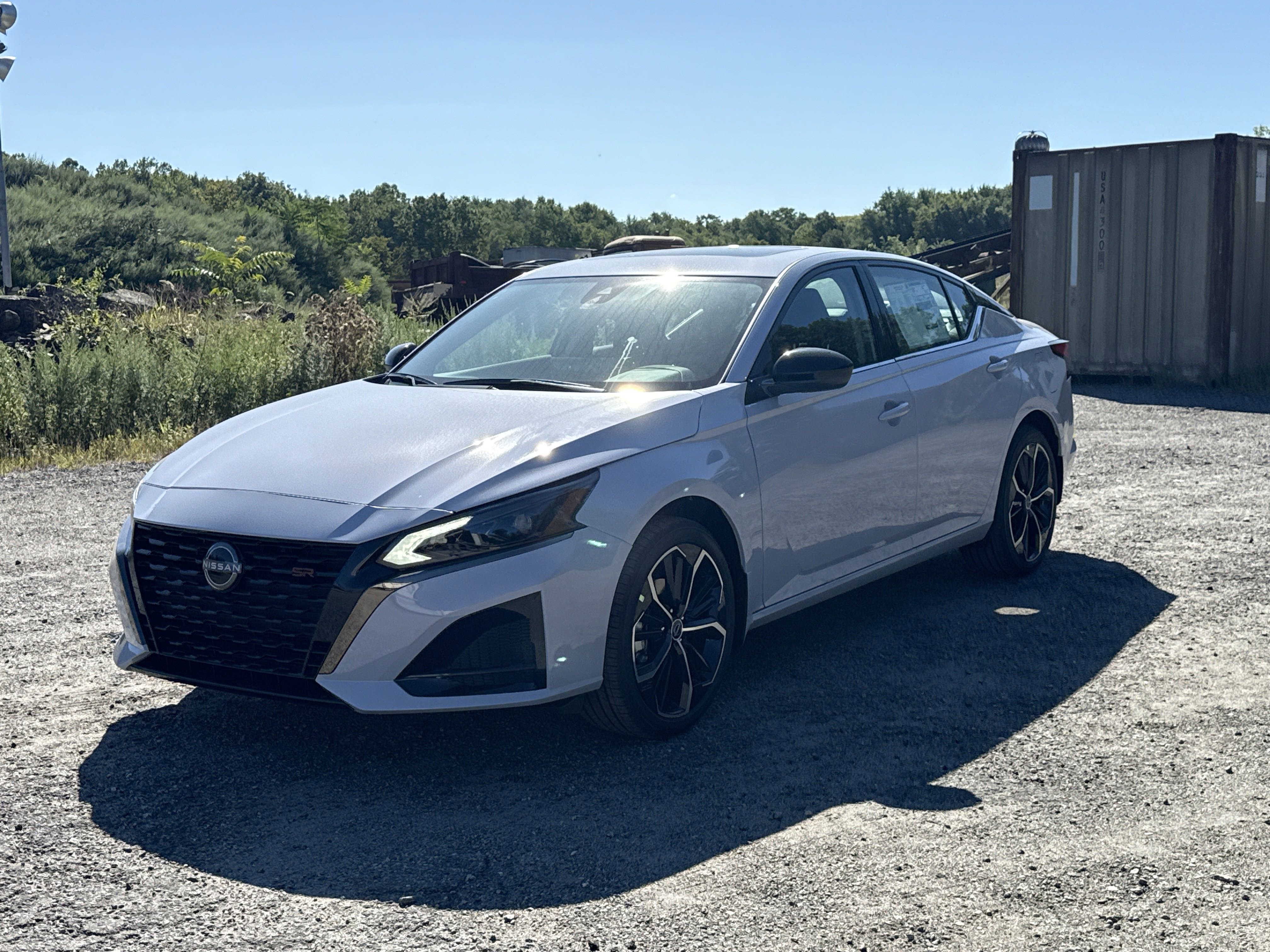 2025 Nissan Altima SR