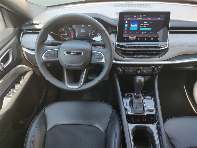 2024 Jeep Compass Latitude photo 10
