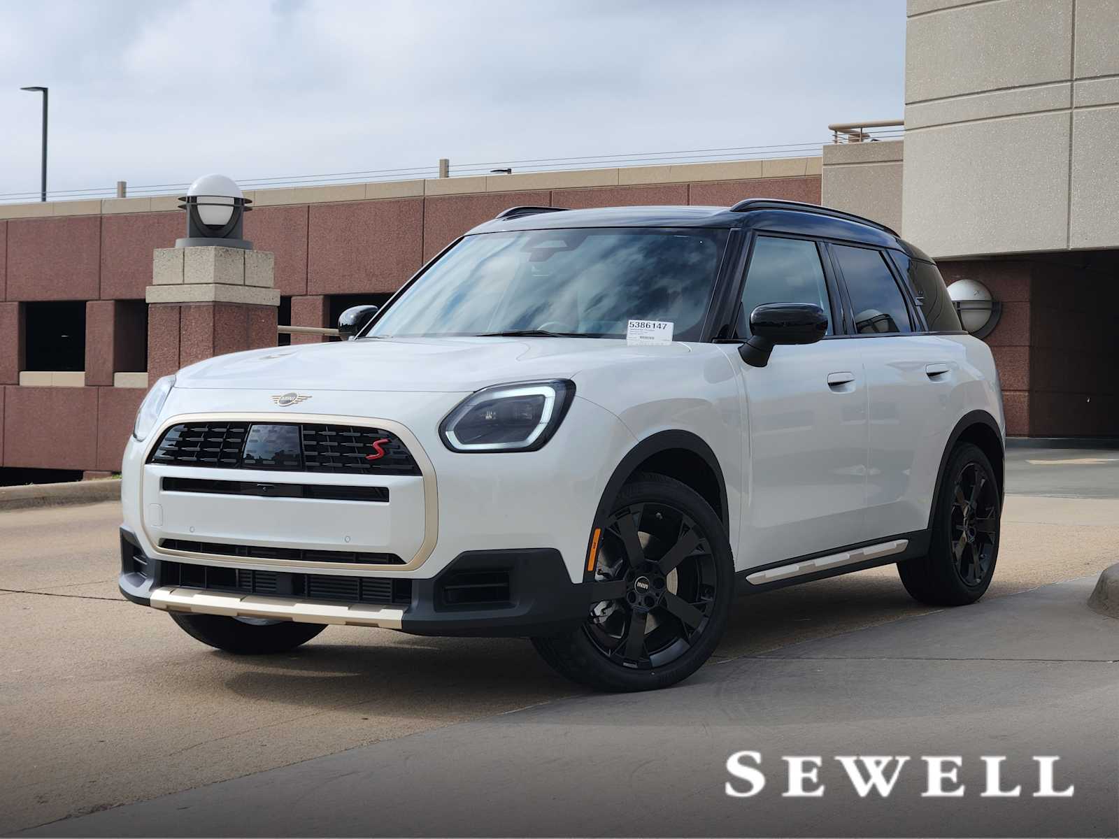 2026 MINI Countryman S's photo