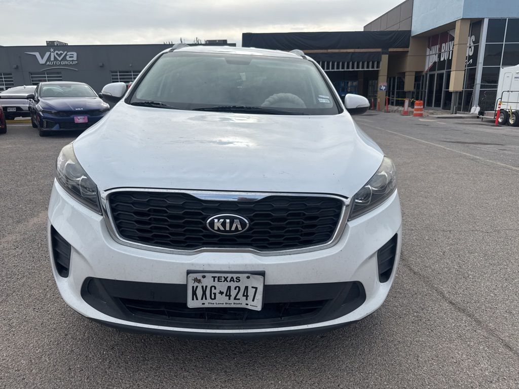 2019 Kia Sorento LX photo 3