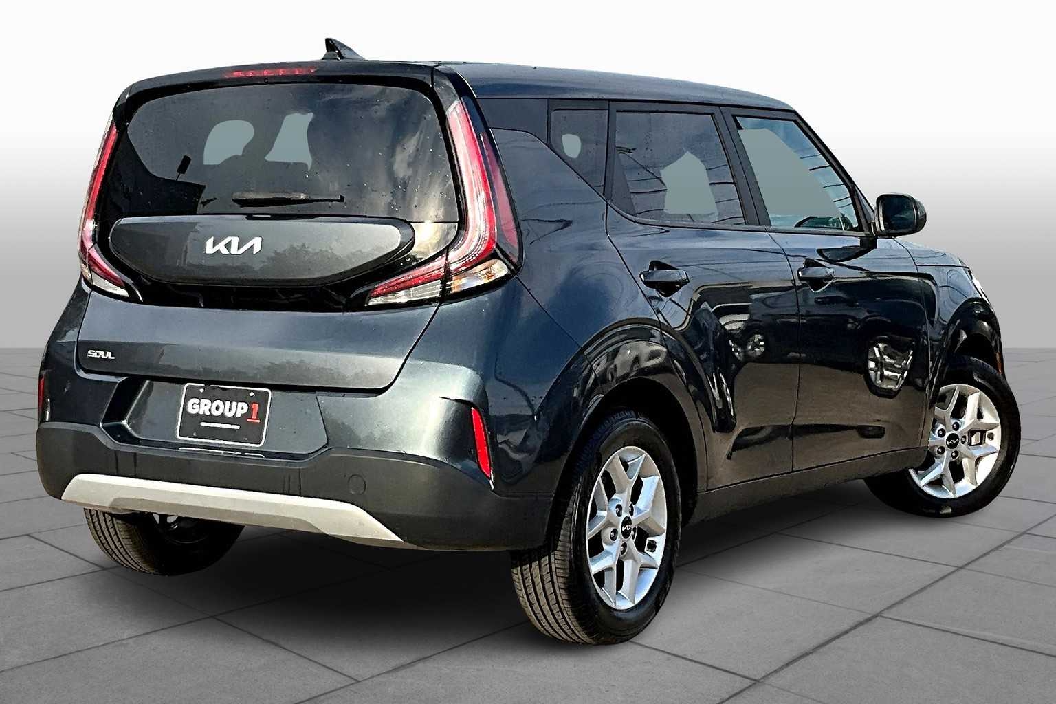 2023 Kia Soul LX S photo 10