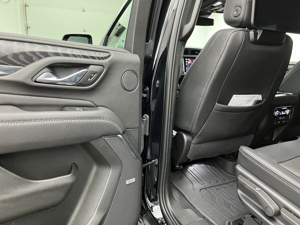 2023 Gmc Yukon Denali photo 38