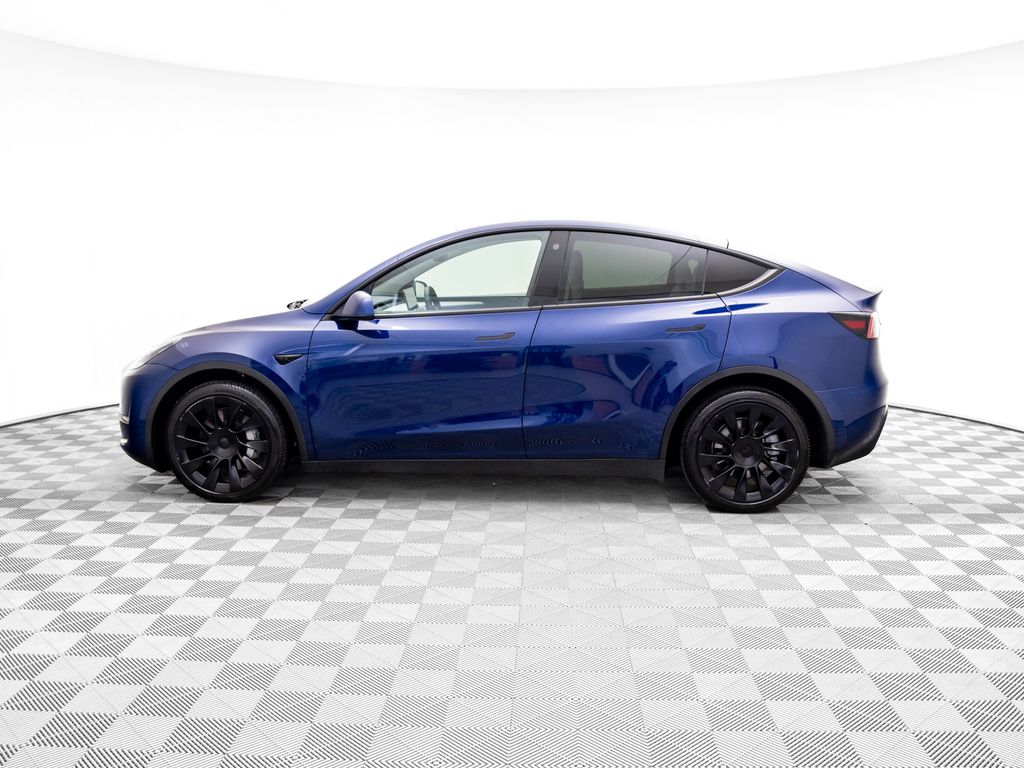 Used 2022 Tesla Model Y Long Range with VIN 7SAYGDEE0NF523721 for sale in Barrington, IL