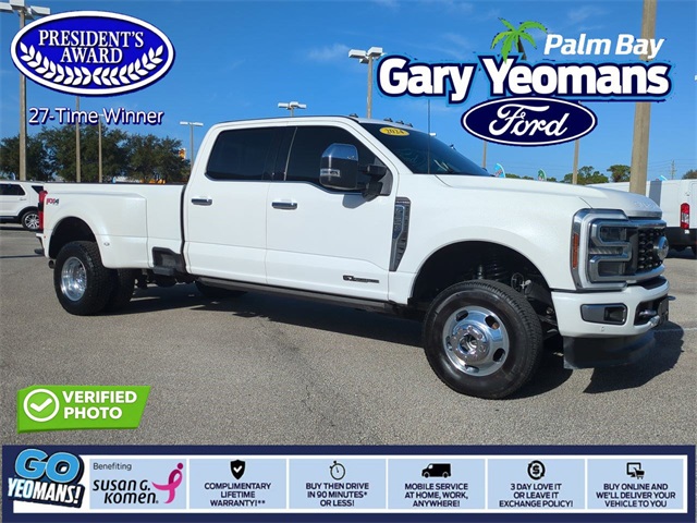 2024 Ford F-350 Super Duty Platinum's photo