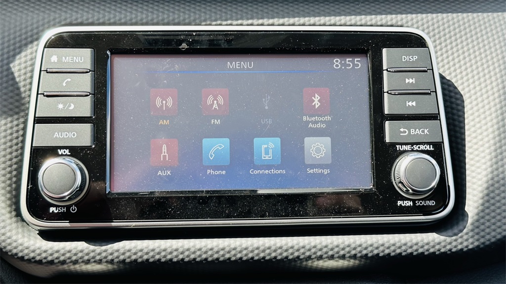 2025 Nissan Kicks Play S photo 19