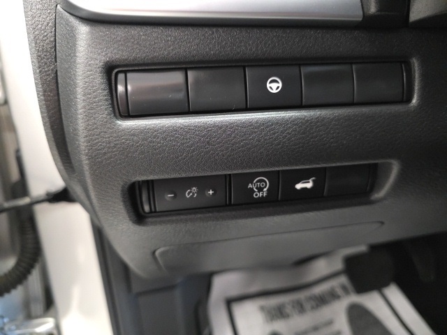 2024 Nissan Rogue SV photo 30