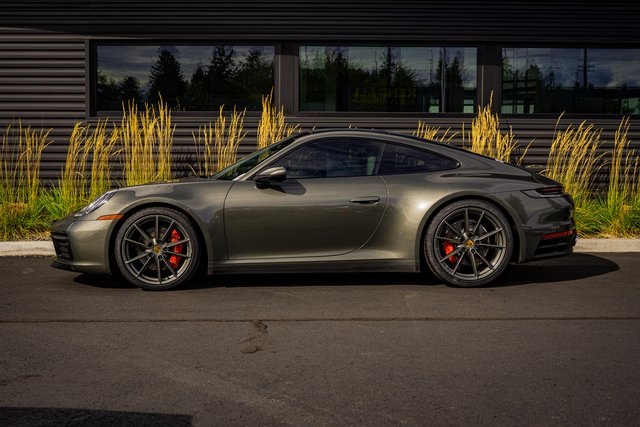 2020 Porsche 911 4S photo 2