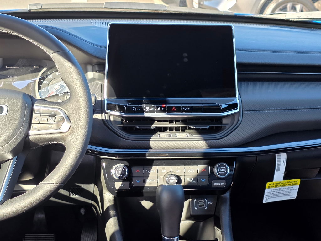 2026 Jeep Compass Limited photo 2