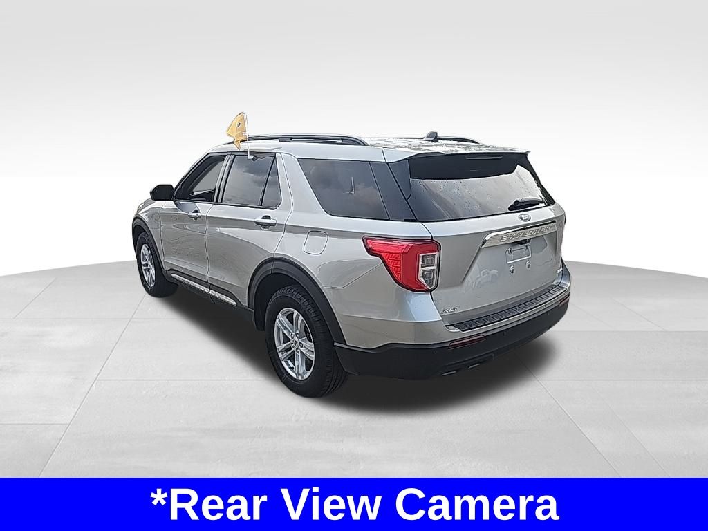 2023 Ford Explorer XLT photo 6
