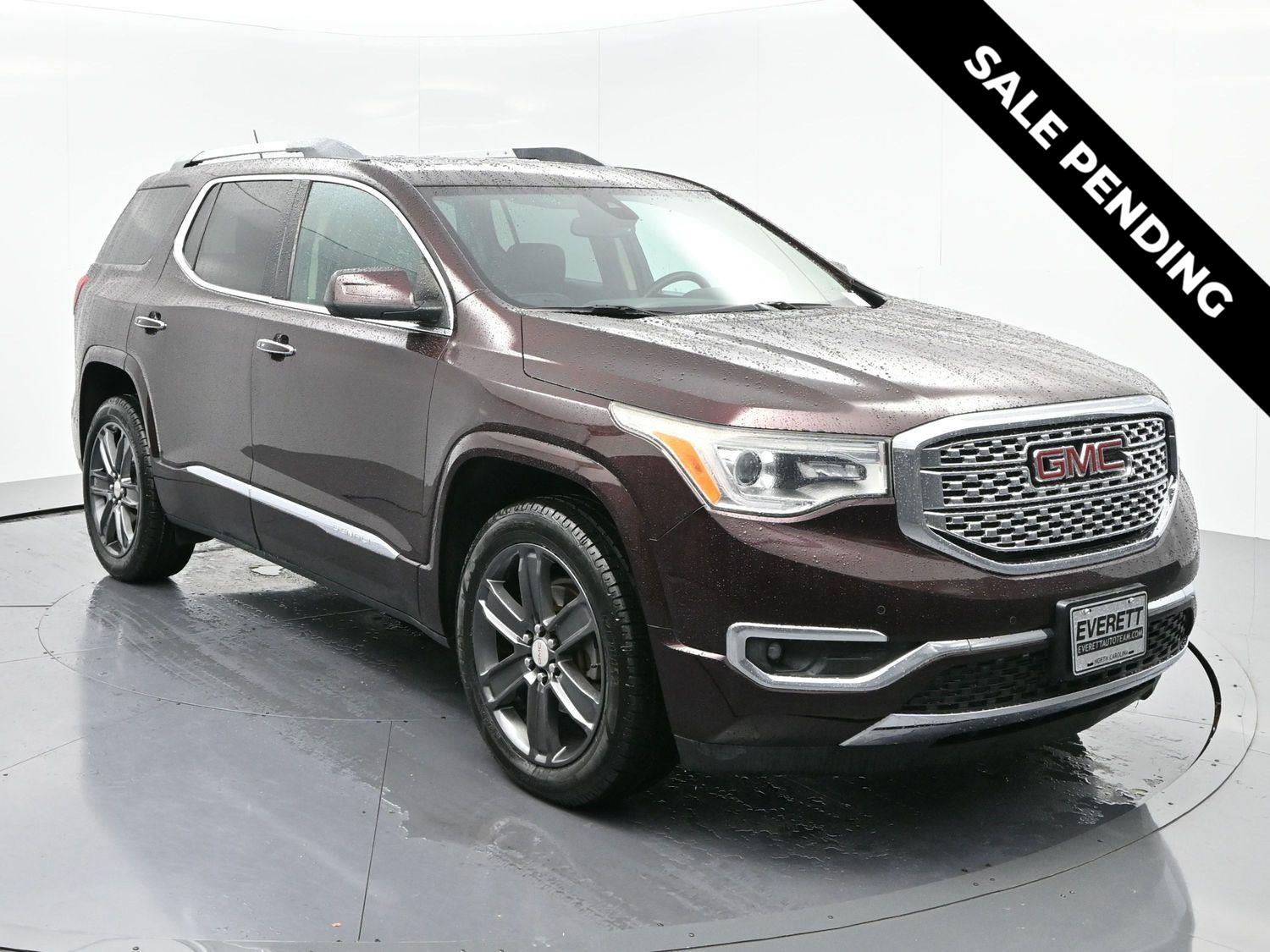 2017 GMC Acadia Denali's photo
