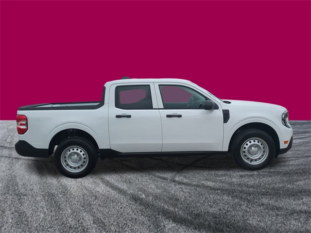 2025 Ford Maverick XL photo 2