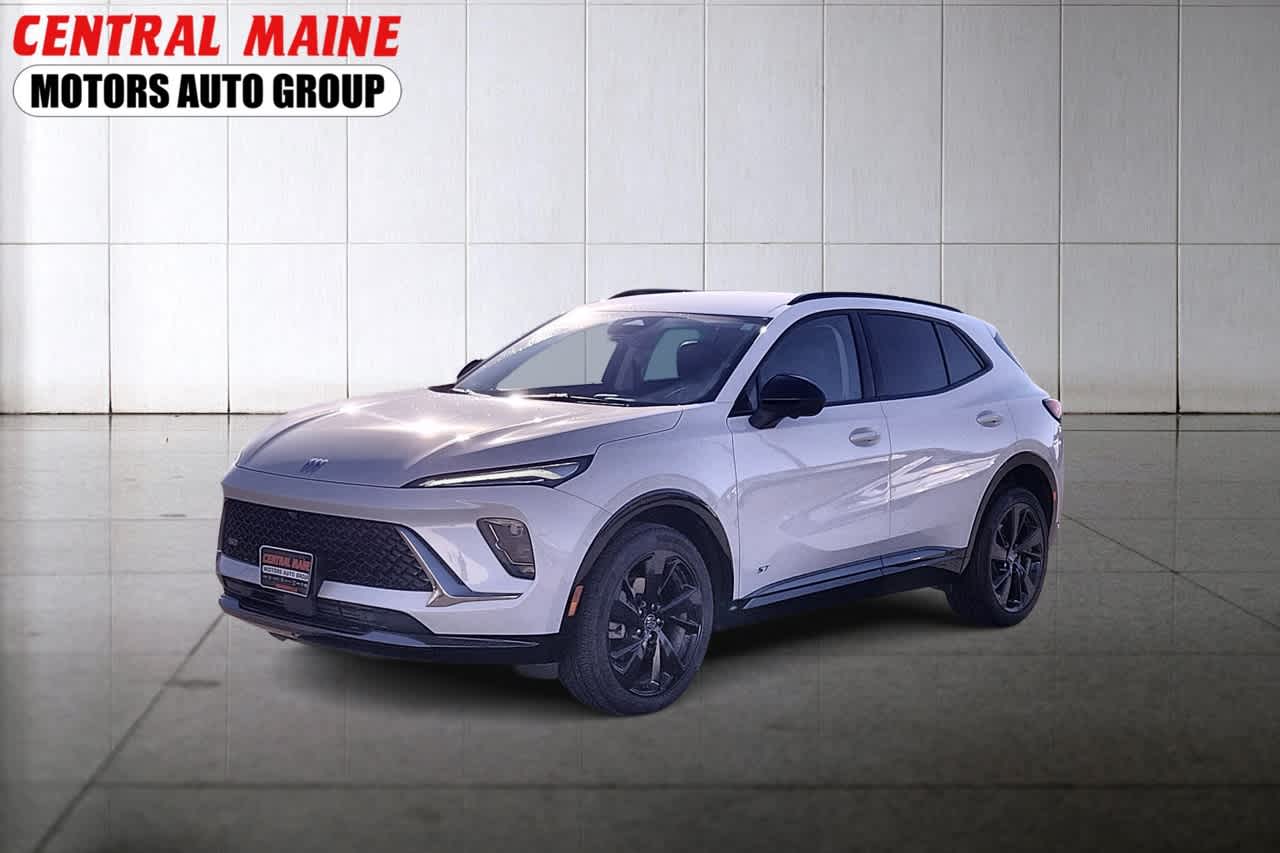 2025 Buick Envision Sport Touring's photo