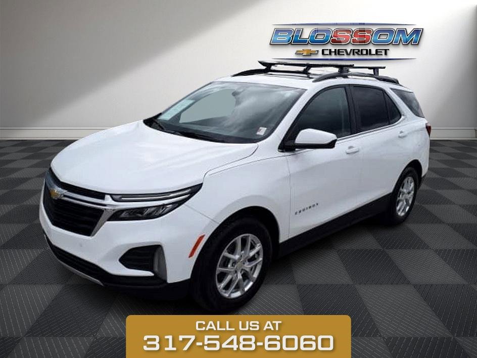 2023 Chevrolet Equinox LT photo 3