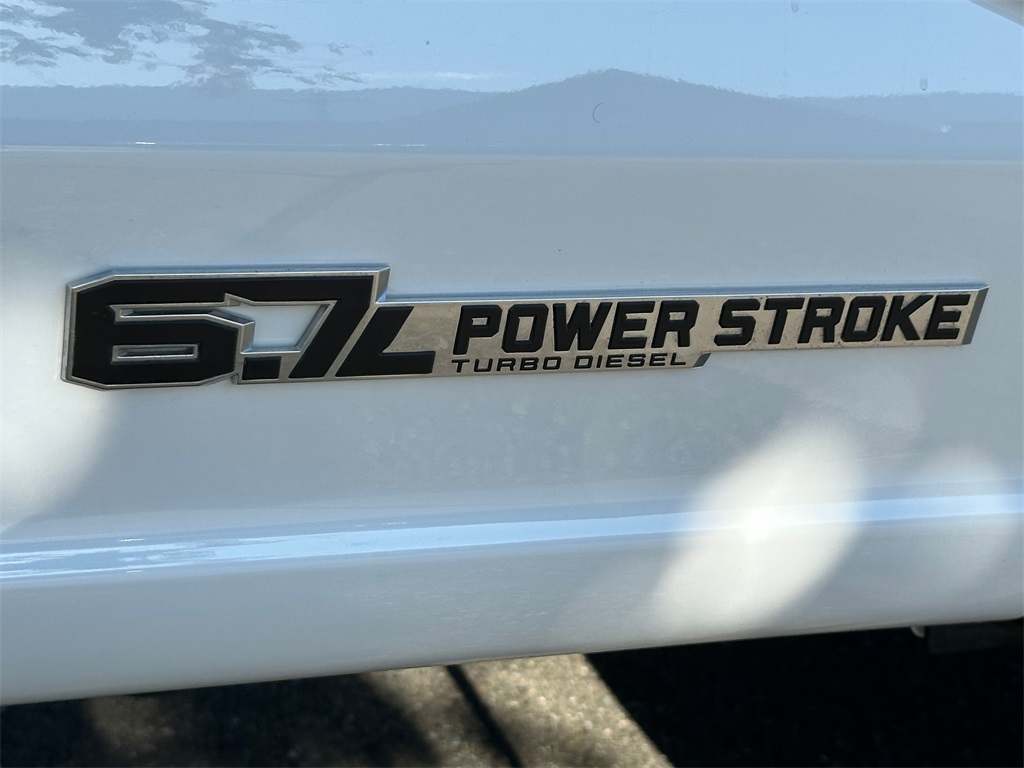 2023 Ford F-450 photo 11
