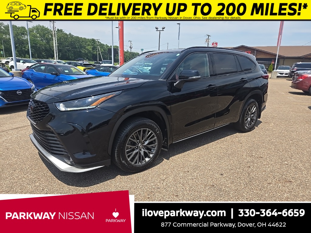 2022 Toyota Highlander XSE photo 3