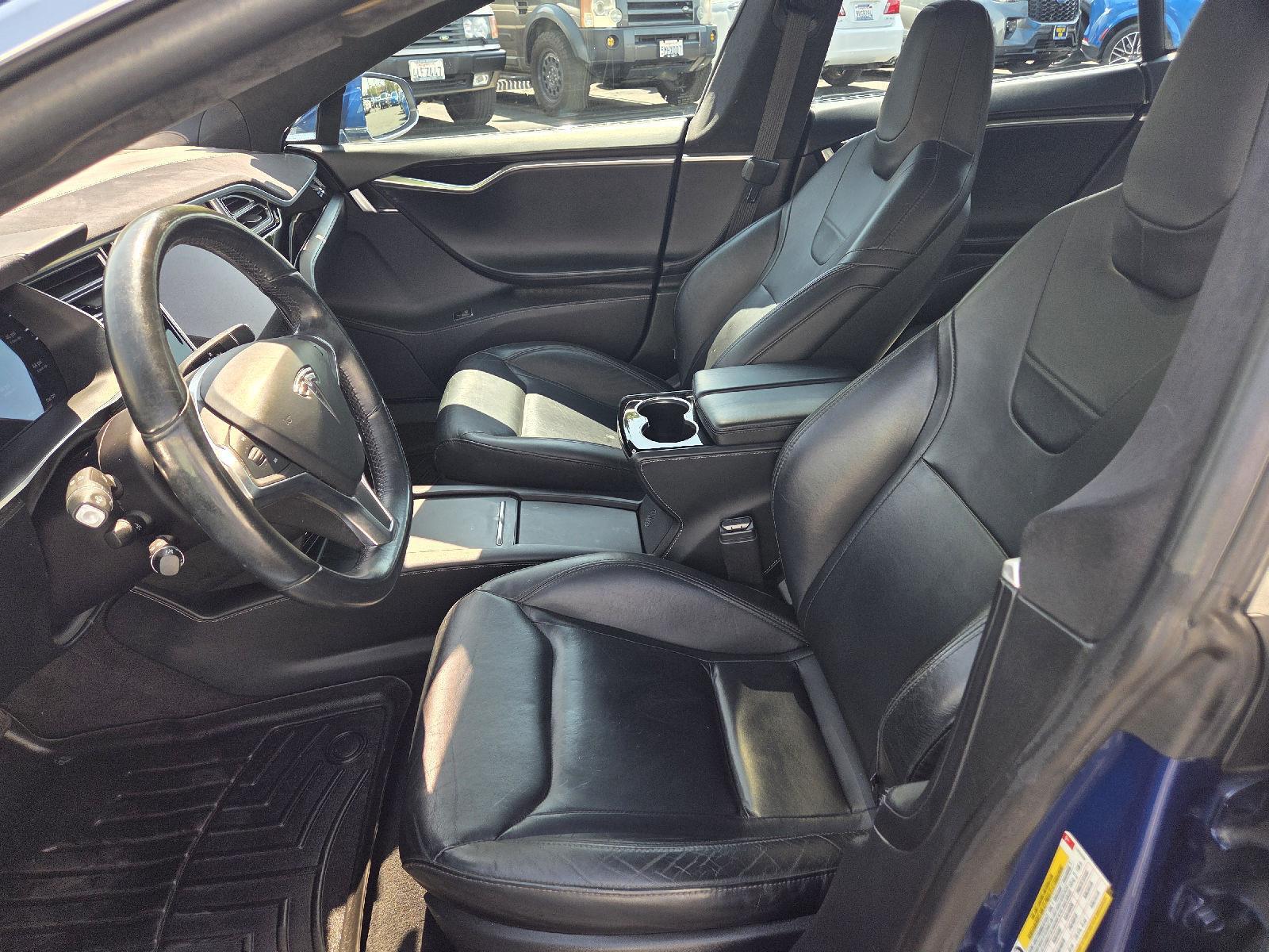 2016 Tesla Model S 70D photo 5