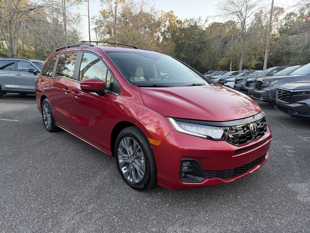 2026 Honda Odyssey Touring's photo
