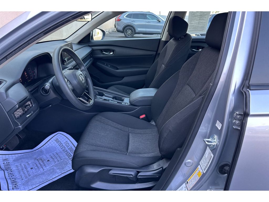2024 Honda Accord 1.5T LX photo 9
