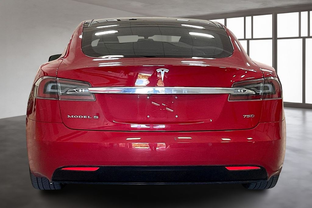 2016 Tesla Model S 75D photo 4