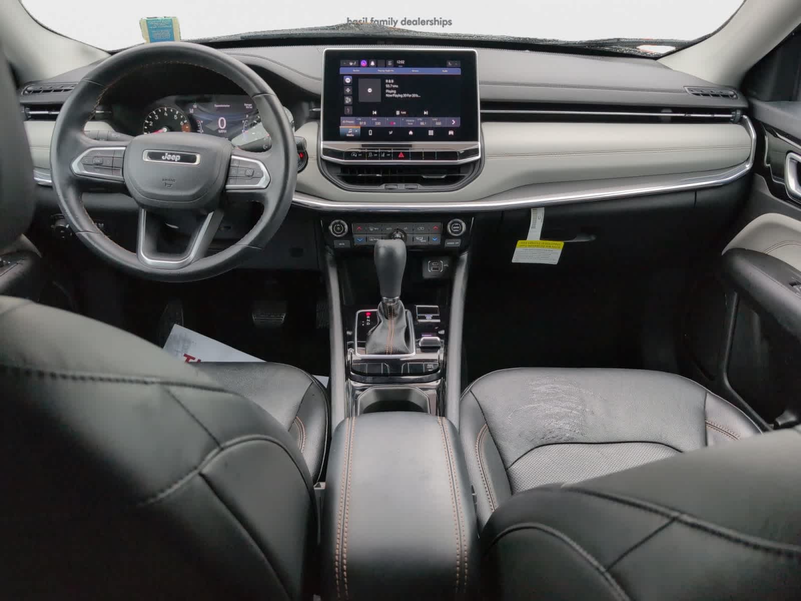 2022 Jeep Compass Limited photo 10