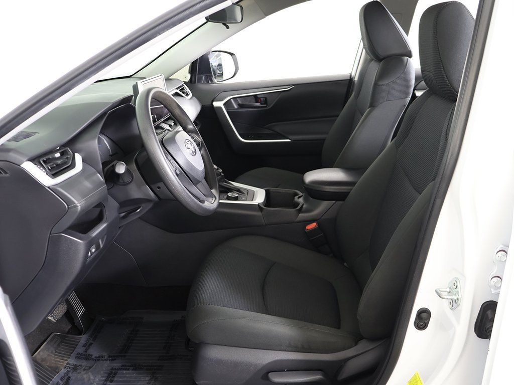2024 Toyota RAV4 Hybrid LE photo 21