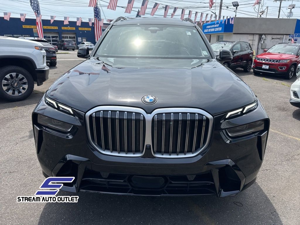 2023 Bmw X7 xDrive40i photo 3