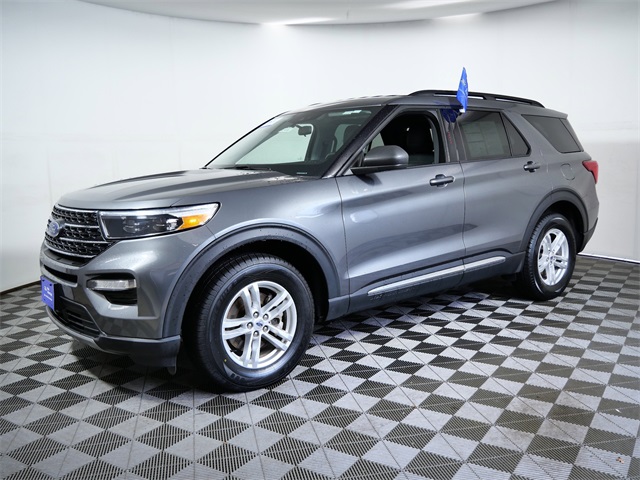 2023 Ford Explorer XLT photo 4