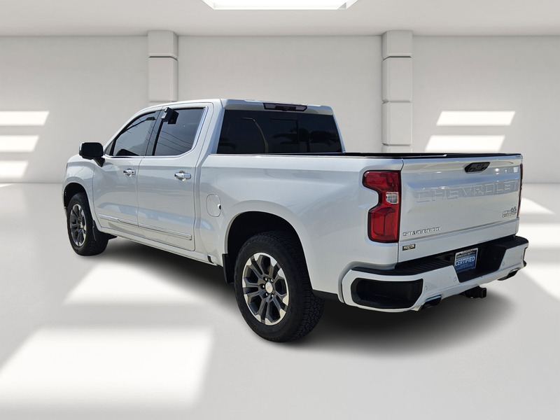 2023 Chevrolet Silverado 1500 High Country photo 3