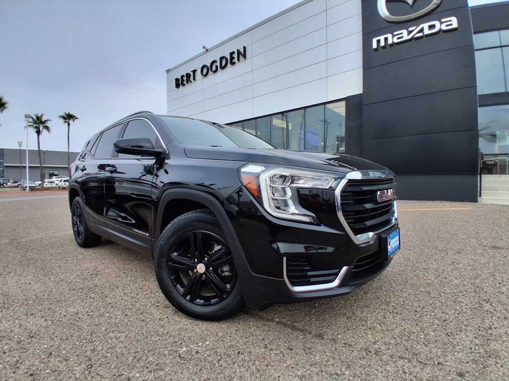2022 GMC Terrain SLE's photo