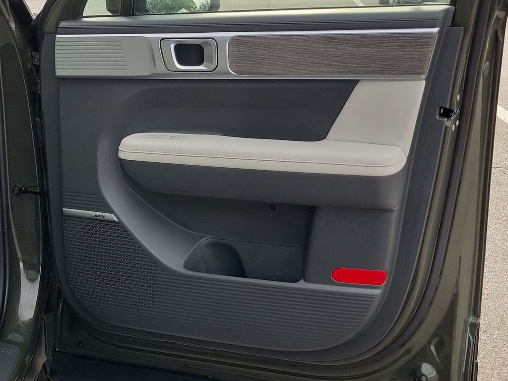2024 Hyundai Santa Fe Limited photo 32